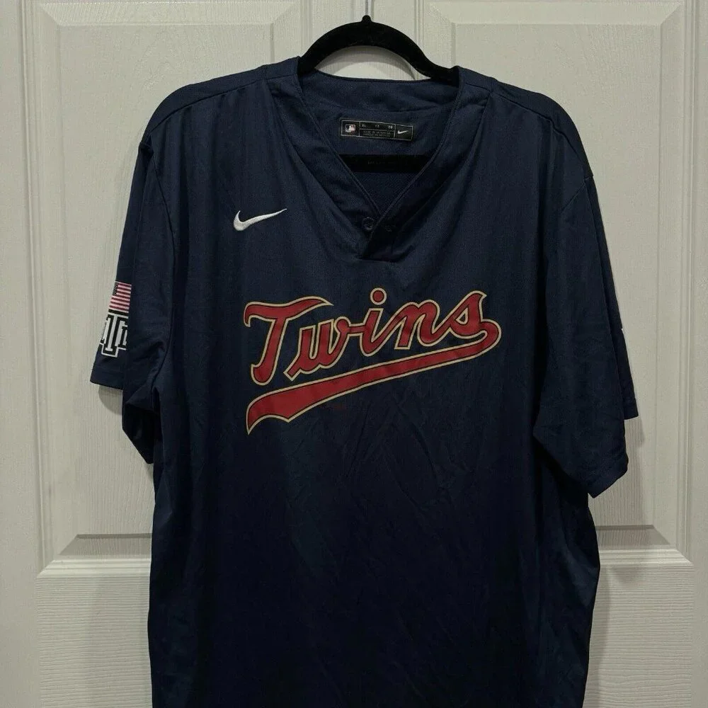 MLB Twins Jersey Style Shirt‎ Mens League Nike Medium Blue Short Sleeve #16